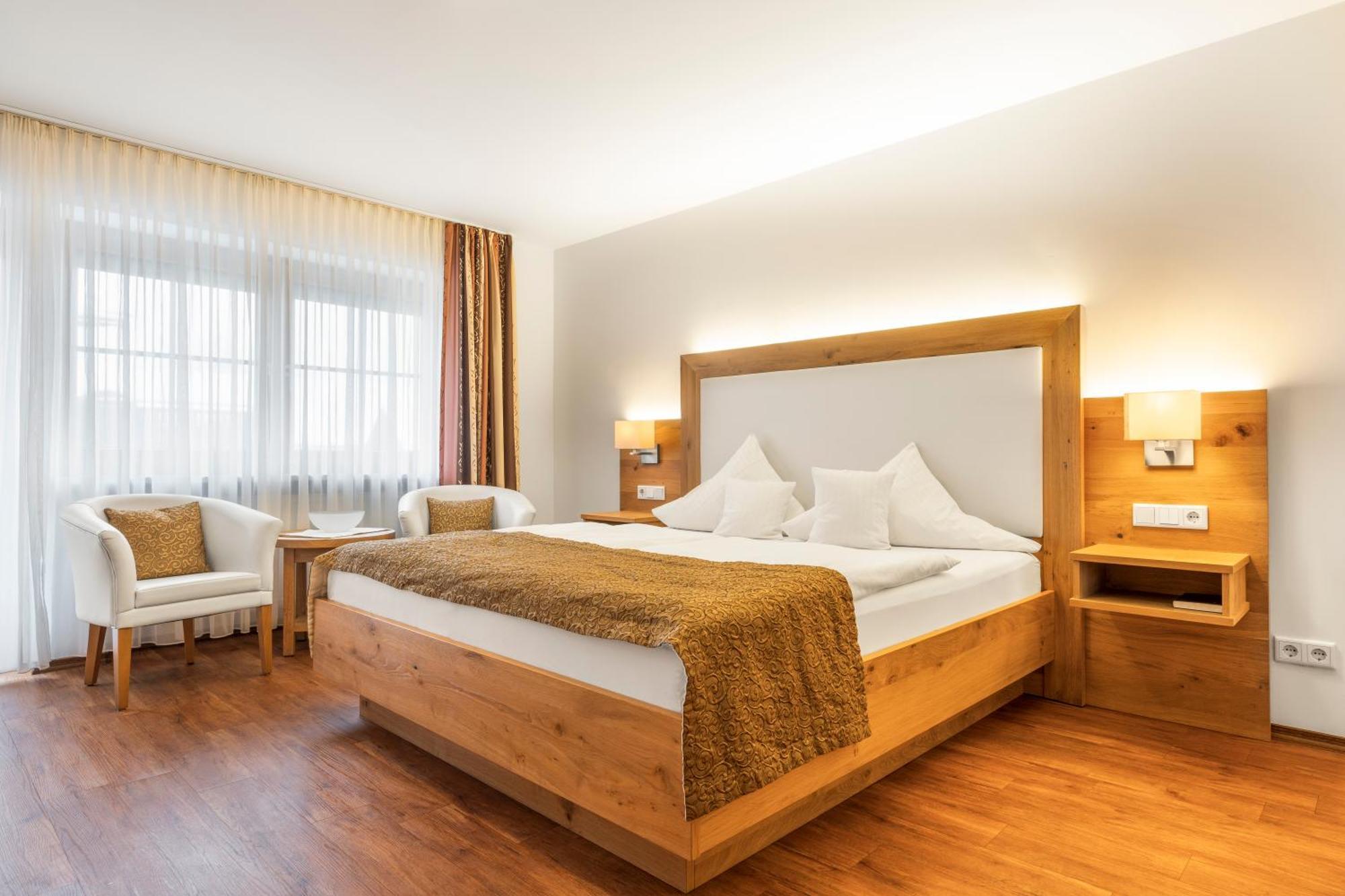 לאם Wander Und Aktiv Hotel Roesslwirt מראה חיצוני תמונה