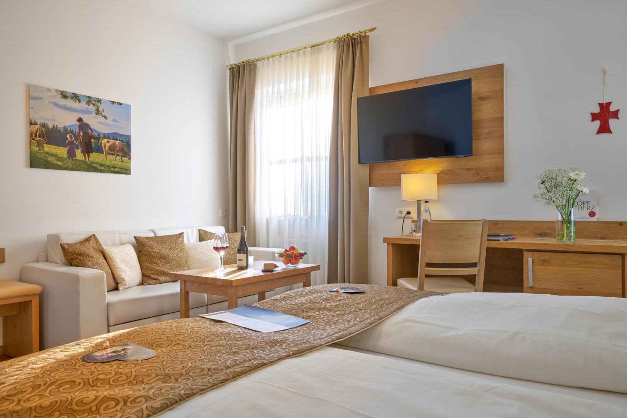 לאם Wander Und Aktiv Hotel Roesslwirt מראה חיצוני תמונה